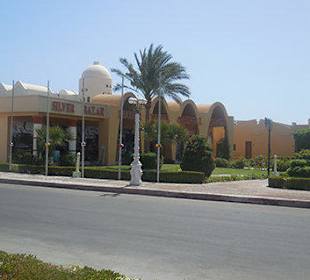 Shoppen vor dem Hotel