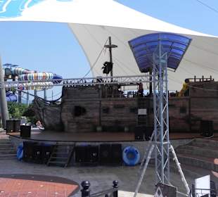 Pirate ship