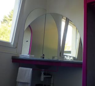 Spiegel und Fenster