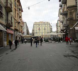 Piazza Giuseppe Garibaldi