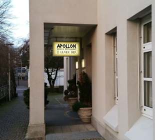 Apollon Eingang