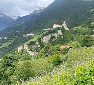 Schloss Tirol und Brunnenburg