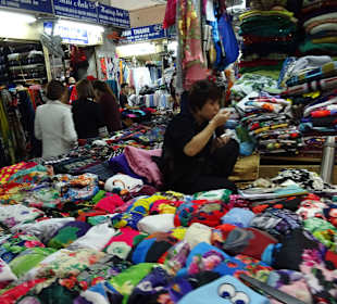 Im Dong Xuan Markt in Hanoi