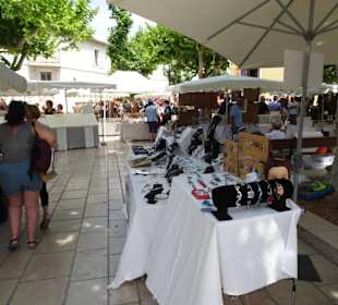 Impressionen vom Handwerkermarkt in Cassis