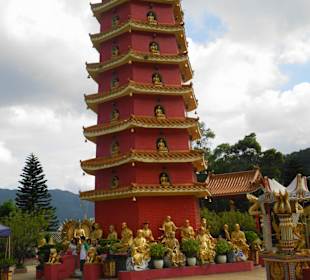 Buddha-Tempelimpression auf dem Gipfel