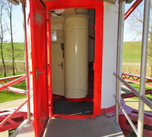 Eingang zum Leuchtturm Campen