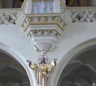 In der Stadtpfarrkirche / im Steigerwald-Dom