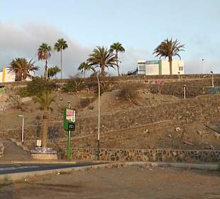 Stufen rauf zur Promenade