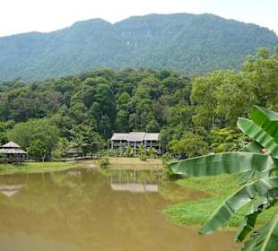 Der schöne Teich des Sarawak Cultural Village