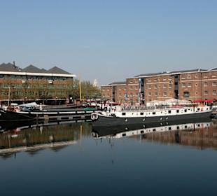 Museum hinter den alten Schiffen