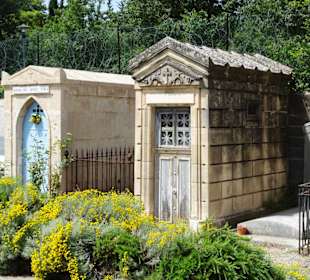 Rundgang über den Friedhof Saint-Pierre