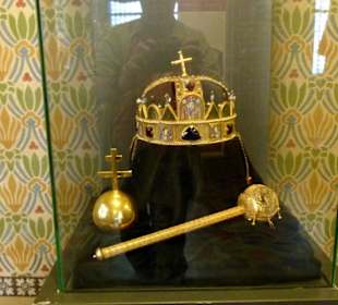 Kopien der Krönungsinsignien