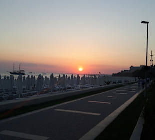 Sonnenuntergang von der Promenade aus