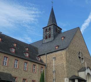 Bei der Wallfahrtskirche St. Hildegard in Eibingen