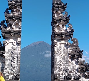 Pagode Pura Penataran Agung