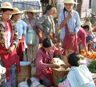 Reges Treiben auf dem Markt