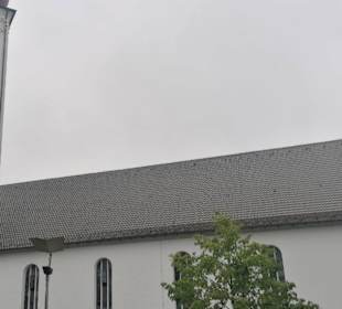 Kirche Maria Hilfe der Christen