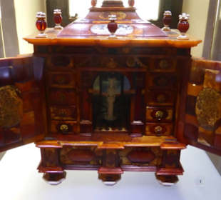 Im Bernsteinmuseum: tolle Bernsteinarbeiten