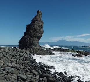 An der Playa de La Caleta in Hermigua