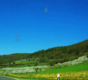 Die Berge und das Land der Fränk.Schweiz