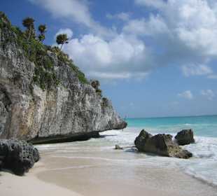 Strand bei der Festung Tulum