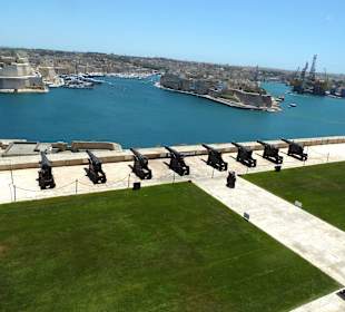 Blick vom Upper Barrakka Gardens