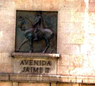 Oben Anfangsbereich der Strasse