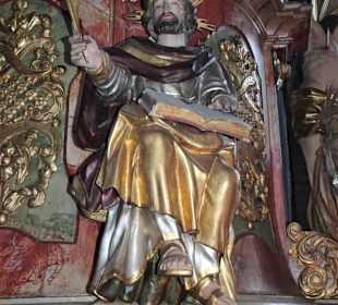 Figuren an der Kanzel der Wallfahrtskirche