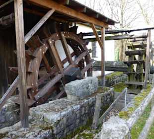 Bei der Gastätte und am See