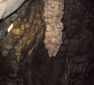 Dim-Höhle