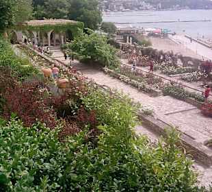 Blick von der Residenz auf den Rosengarten