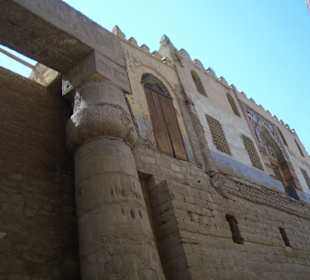 Moschee auf dem Tempeldach