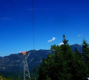 Mit der Zahnradbahn hoch, Seilbahn in Bau