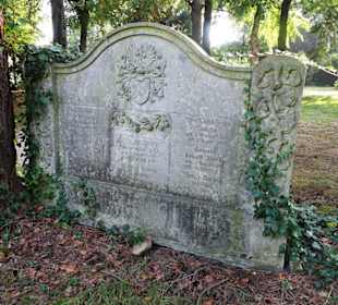 Rundgang über den Alten Friedhof Harburg
