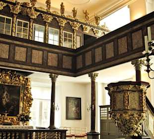 Замок Ойтин.