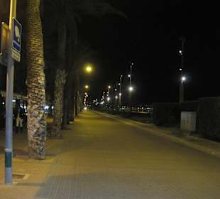 Promenade bei Nacht