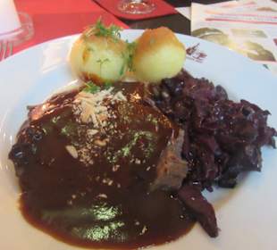 Superlecker Rotkohl, Sauerbraten