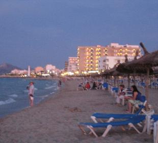 Hotelstrand am Abend