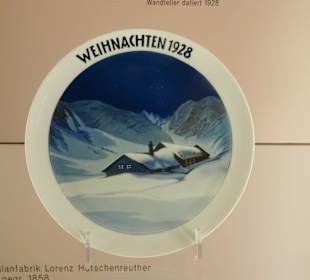 In der Keramik-Abteilung des Fichtelgebirgsmuseum