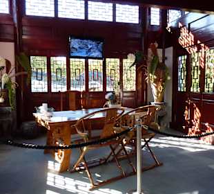 Im Hochzeitspavillon