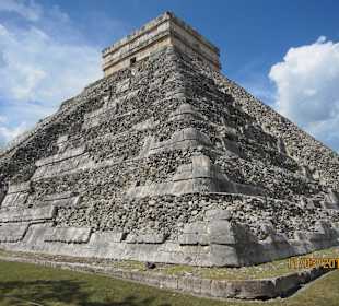 Hinterseite Pyramide Kukulcán