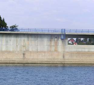 Sperrmauer