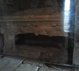 Das Grab vom Nikolaus