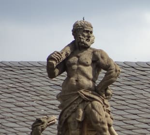  Neues Schloß