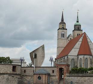 Bei einer Elbe-Schifffahrt in Magdeburg
