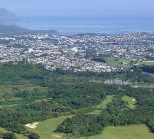 Blick auf Honolulu und das Meer