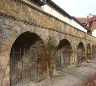 Botanischer Garten – Arkaden, innere Stadtmauer
