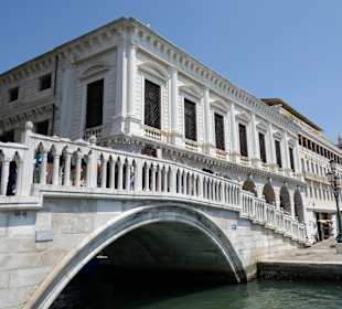 Die Brücke Ponte della Paglia