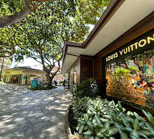Louis Vuitton Honolulu Hilton Hawaiian Village