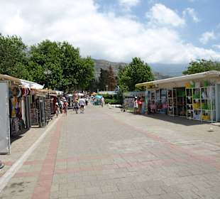 Die Mittelpromenade